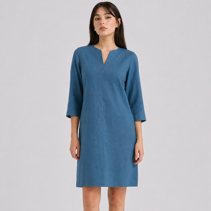 Robe femme Isabella, fluide, confortable, encolure V, idéale pour l'été et la mode décontractée.
