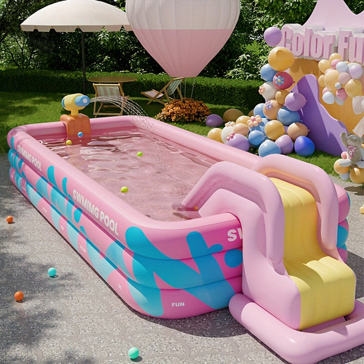 Piscine familiale gonflable spacieuse, parfaite pour se rafraîchir et jouer cet été.
