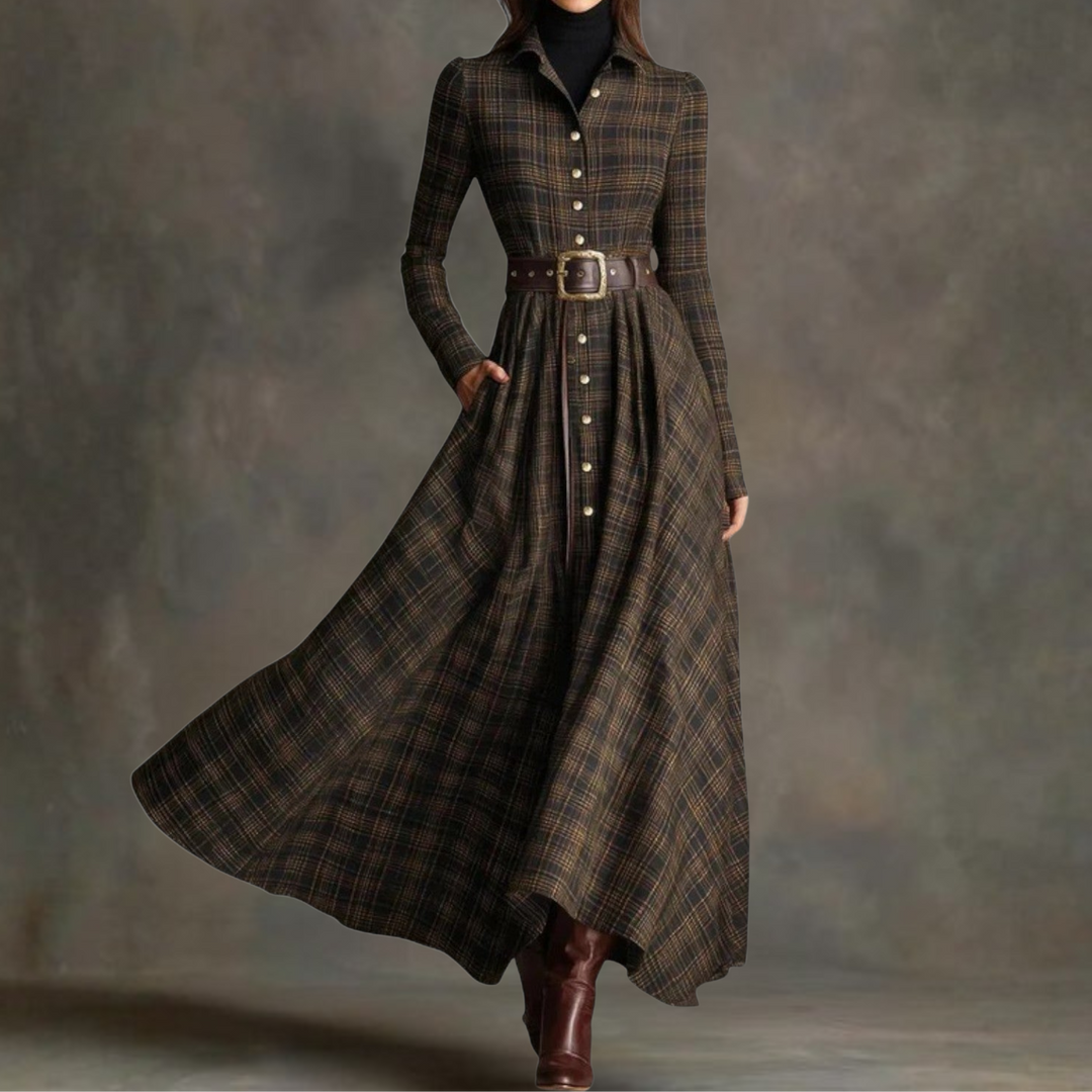 Robe longue vintage élégante pour femme, motif tartan, boutonnée. Parfaite pour l'hiver chic et confortable.