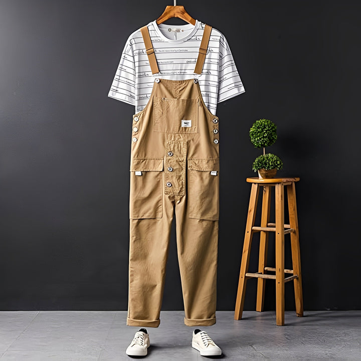 Combinaison femme élégante pour un style chic et confortable au quotidien. Parfaite pour le printemps et l'été.