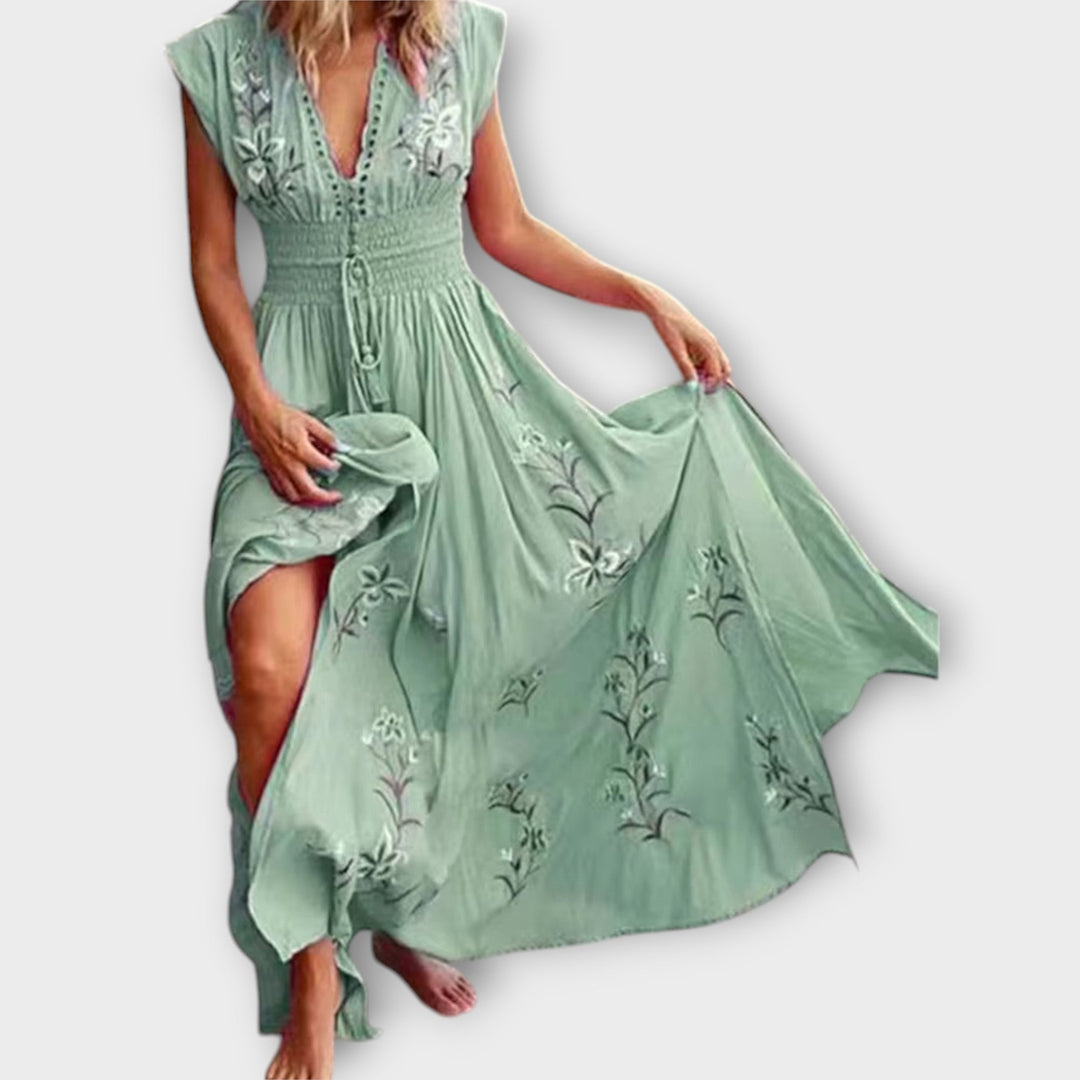 Robe Felizia romantique brodée pour femme, style bohème d'été, idéale pour un look féminin et élégant.
