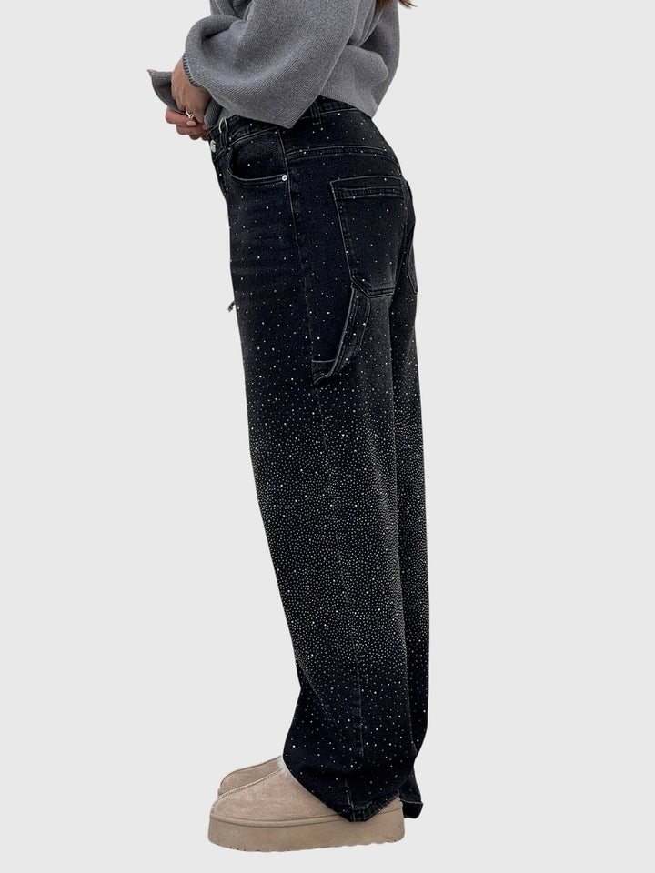 Pantalon femme Diamant, style soirée glamour, coupe ample pour une silhouette mode distinctive.