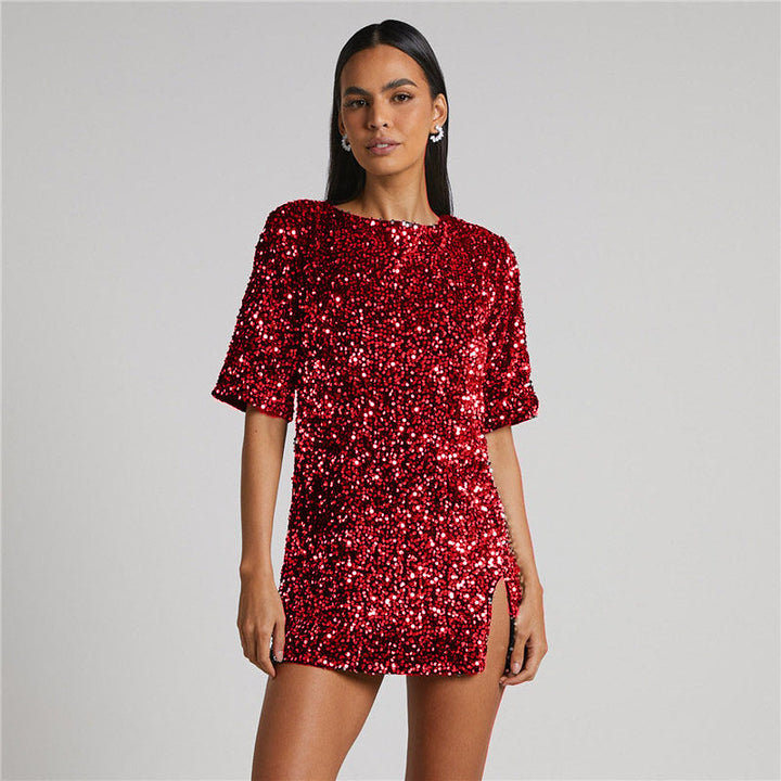 Élégante robe de soirée femme à paillettes, scintillante et chic, pour un look glamour de fête.
