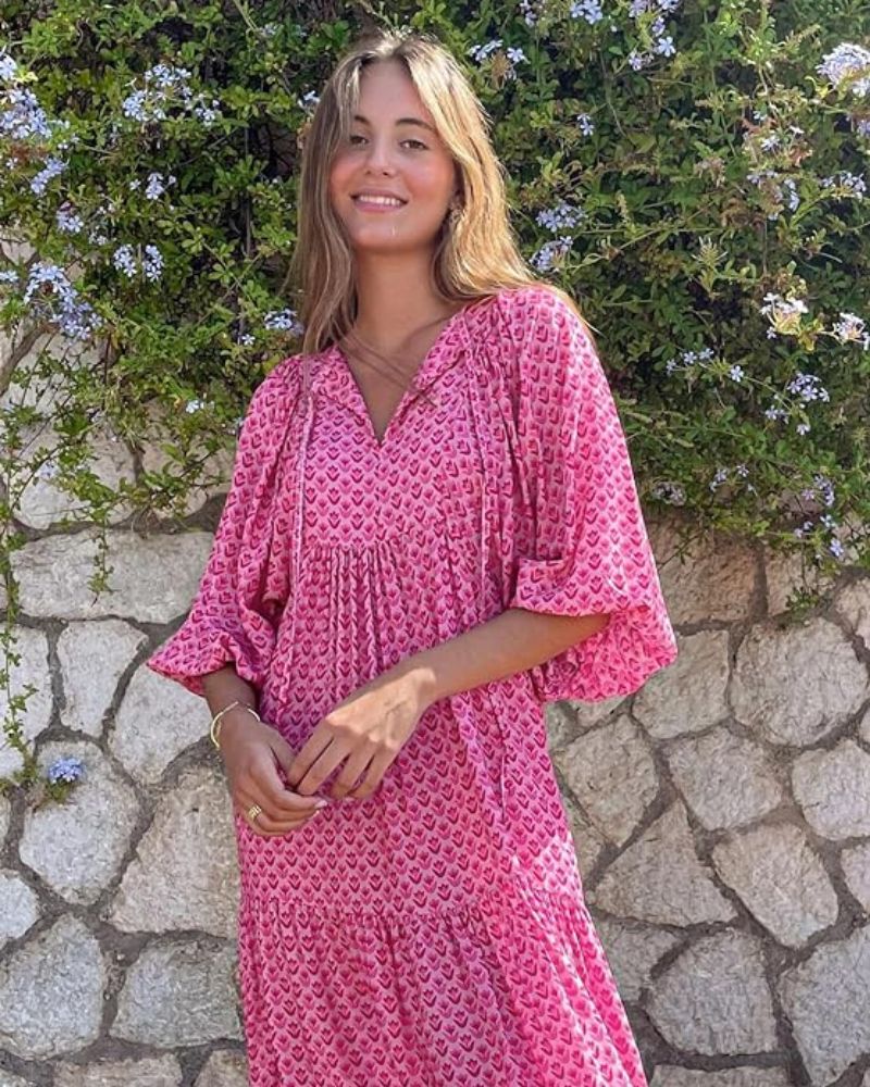 Vêtement chic: Robe longue femme en vert clair, vert foncé ou rose, style polyvalent et élégant.