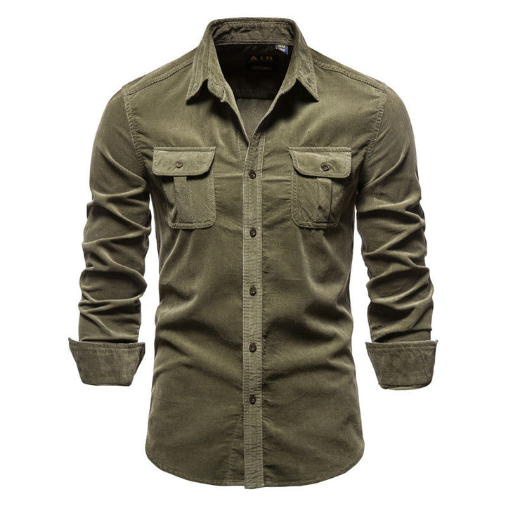 Chemise homme manches longues, style urbain décontracté. Confort et poches élégantes pour tous les jours.