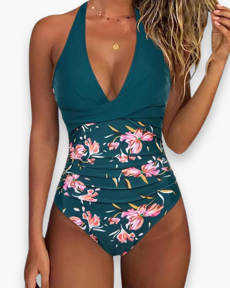 Swimwear femme push-up confortable pour la plage. Design élégant et coupe flatteuse pour un été chic.
