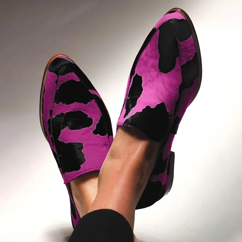 Chaussures plates pour femmes, mocassins imprimés style animal, alliant élégance décontractée et confort. Mode femme.