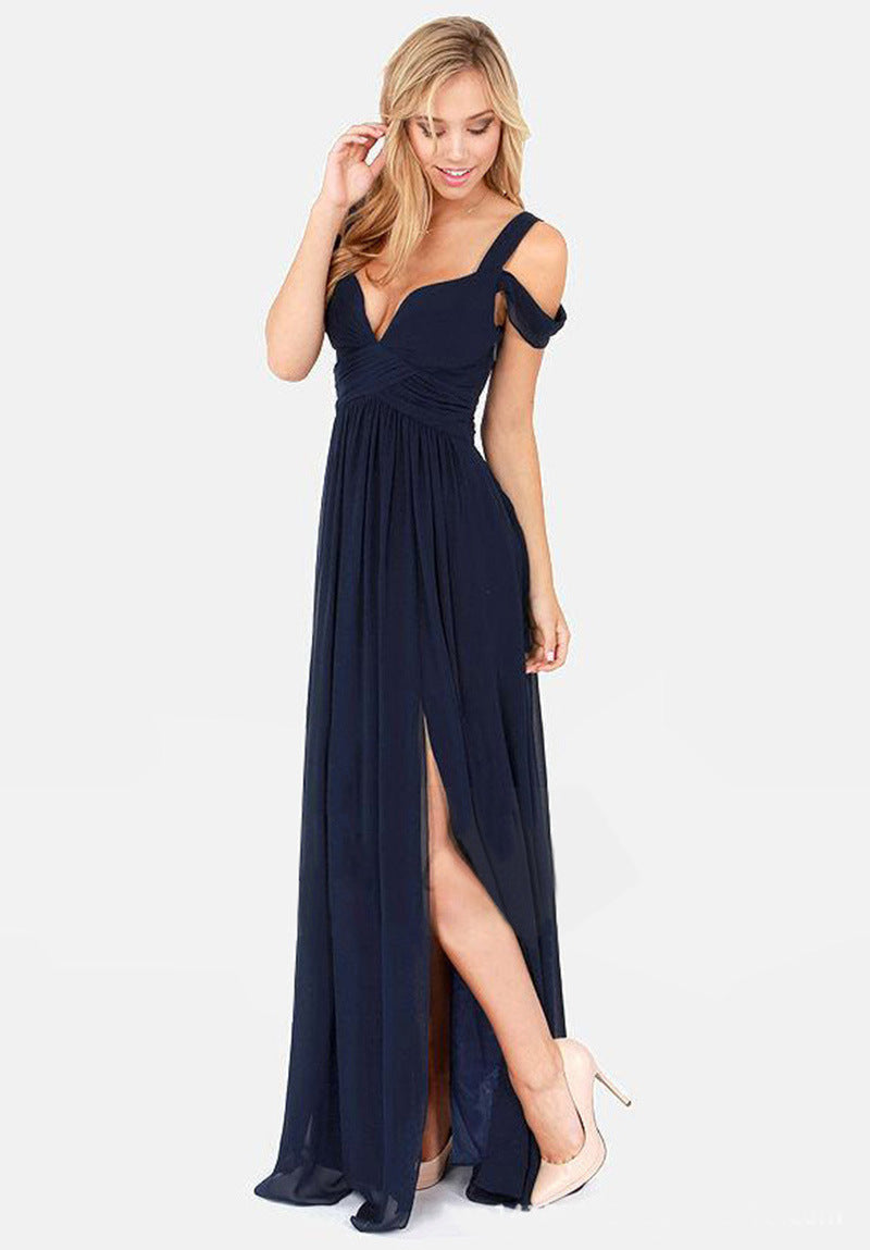 Robe longue de soirée femme, élégante avec fente latérale et épaule dénudée. Parfaite pour un événement chic.