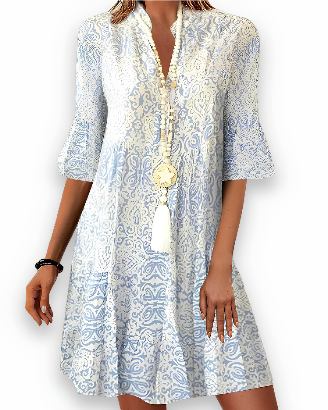 Robe mini bohème imprimée pour femme, style estival fluide et élégant, parfaite pour l'été décontracté.