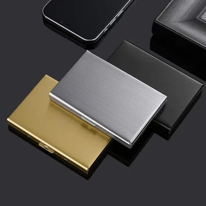Sécurité et style combinés : porte-cartes RFID métal, compact et protection antivol.