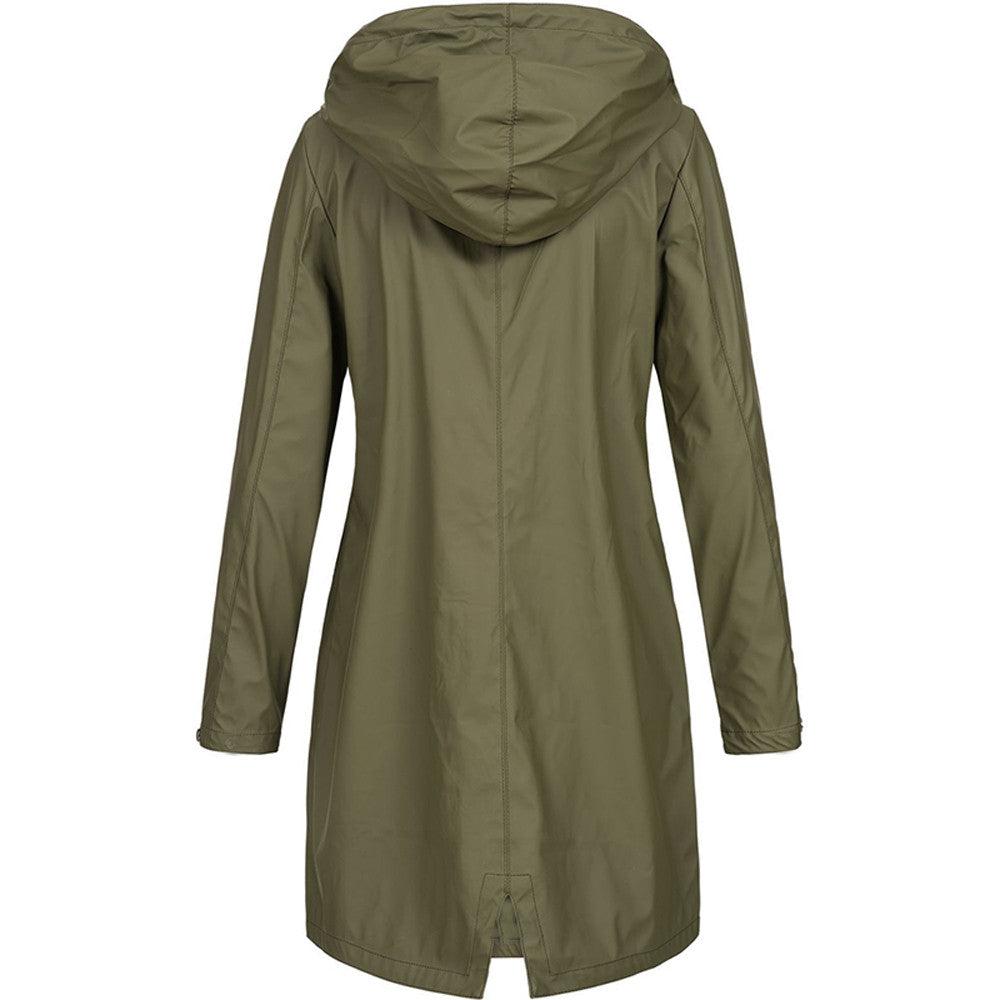 Manteau imperméable long femme, coupe ajustée, longueur élégante. Protection pluie mode pour vêtement extérieur.