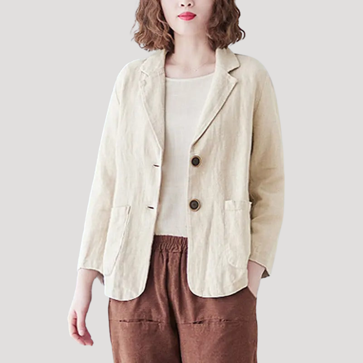 Costume femme moderne, veste boutonnée élégante, parfaite pour un look professionnel chic et polyvalent.