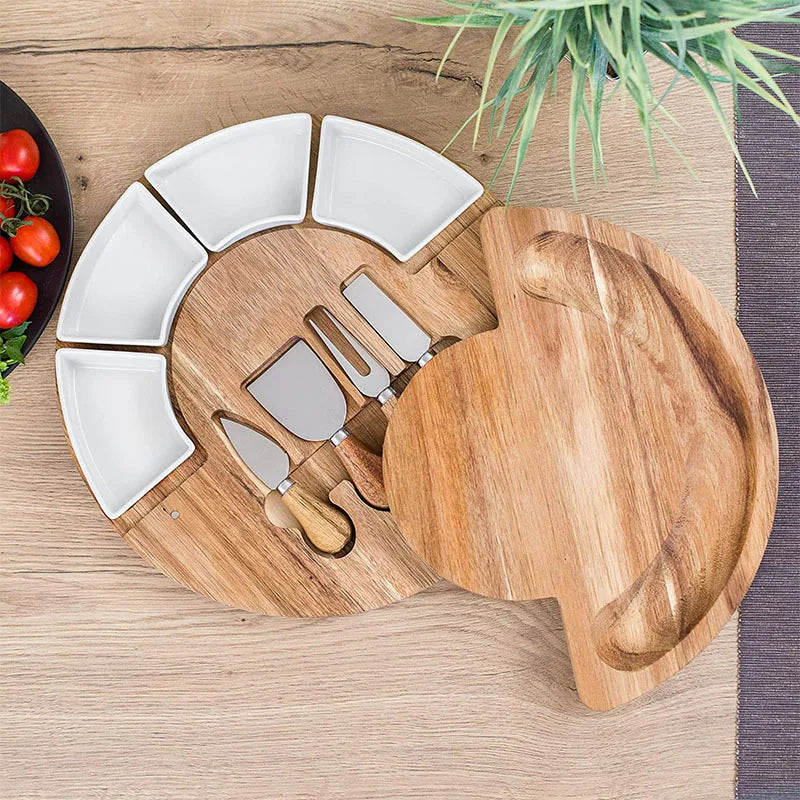 Plateau de service pour apéritif et dîners, avec couteaux à fromage, en bois d'acacia durable et chic.