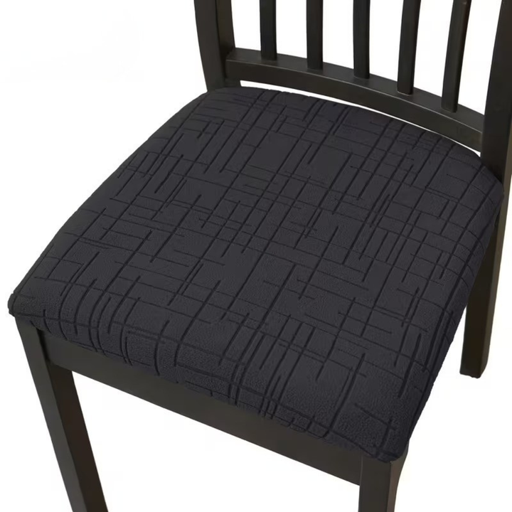 Housse de chaise élastique texturée, style contemporain, pour une décoration de salle à manger raffinée.