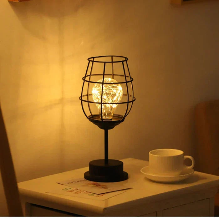 Lampe de table LED design élégant, éclairage LED pour une décoration moderne et une ambiance cosy.