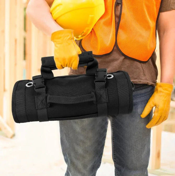 Sac à outils roulable ForgeRoll ouvert, montrant les multiples poches et compartiments pour organiser l'équipement.