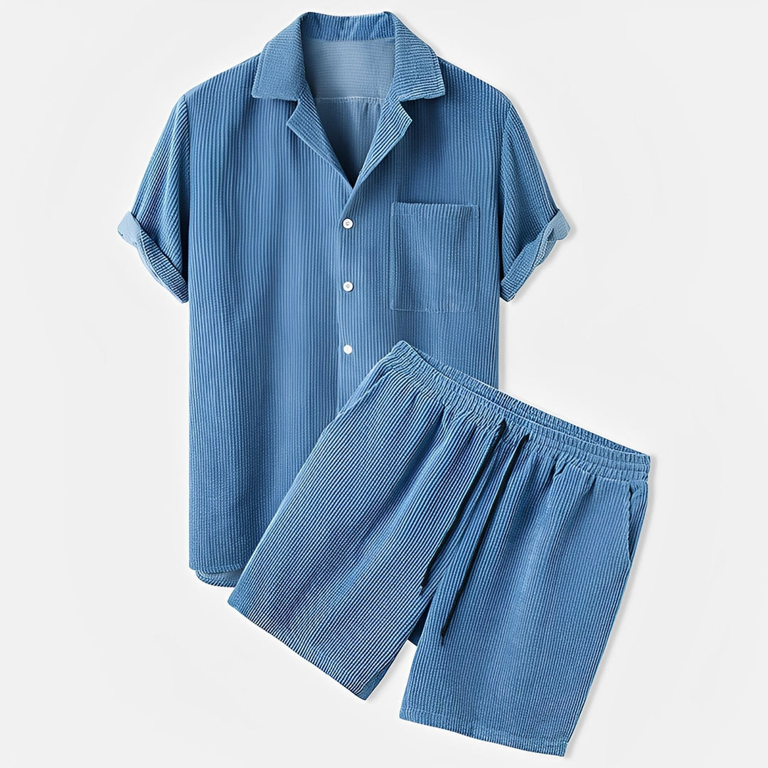 Mode homme: ensemble décontracté 2 pièces, coupe moderne. Vêtements homme confortables pour un usage quotidien.