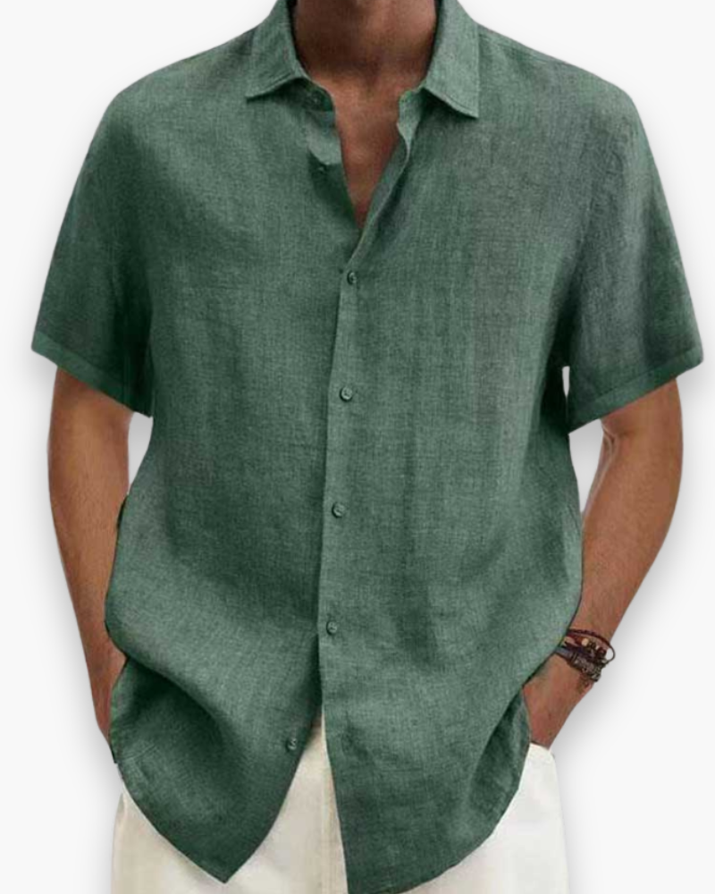 Chemise casual chic homme, coupe confortable pour un style élégant au quotidien. Idéale printemps/été.