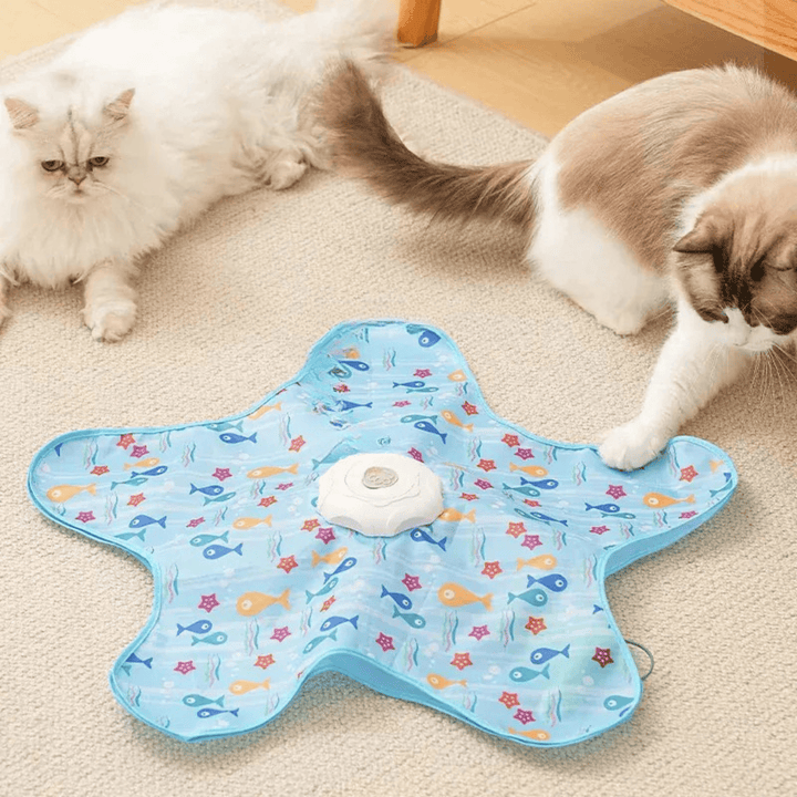 Tapis de jeu interactif pour chat avec plume rotative, stimulation et divertissement félin.