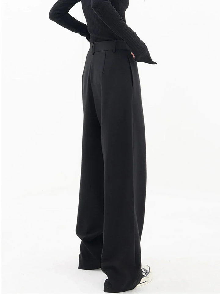 Pantalon ample femme. Confortable et élégant pour le quotidien, mode décontractée printemps-été.