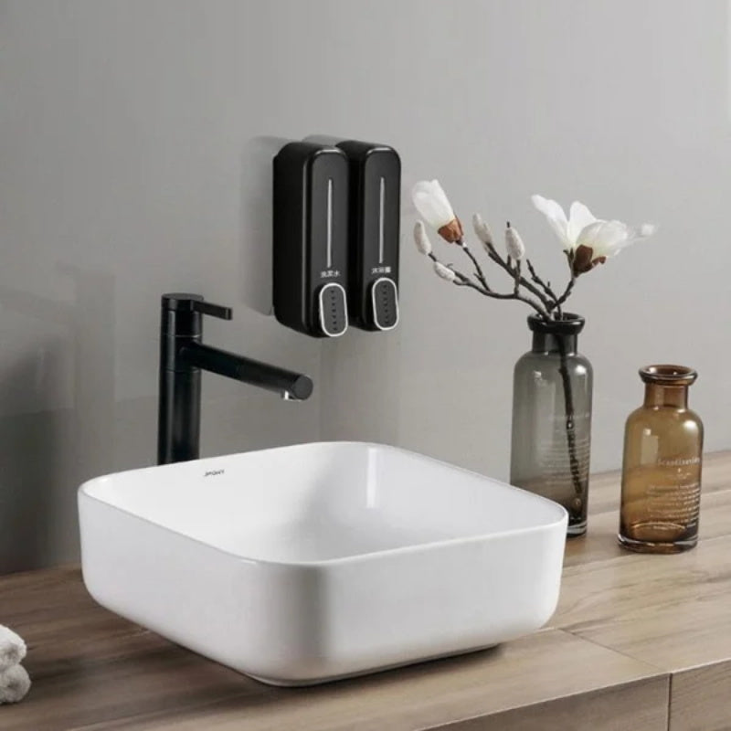 Distributeur de savon automatique mural 500ml. Idéal pour salle de bain et cuisine, sans contact.