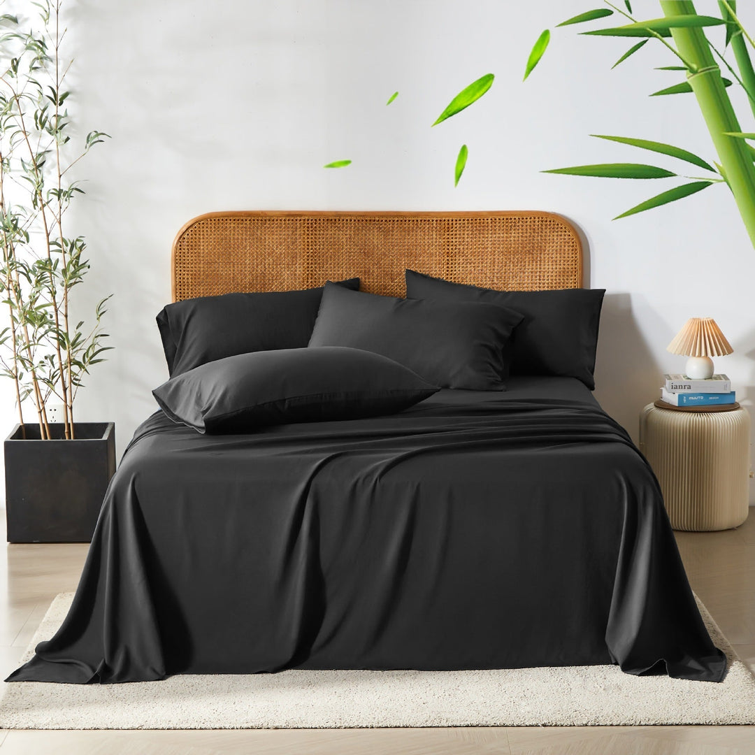 Draps de lit en bambou doux, écologiques et respirants pour une chambre moderne et saine.