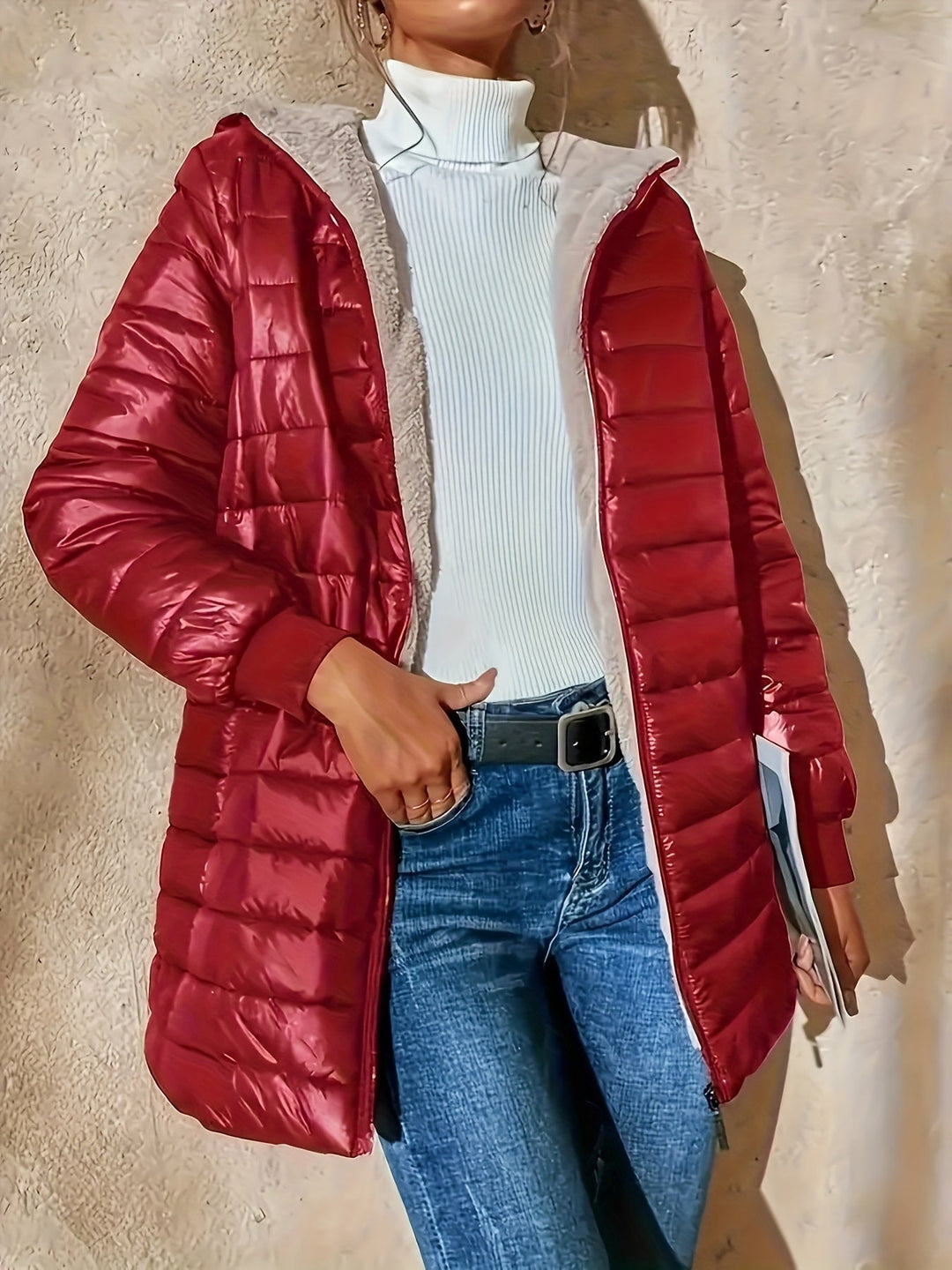 Manteau long femme imperméable pour l'extérieur, chaud et élégant, idéal pour l'hiver avec sa coupe droite.