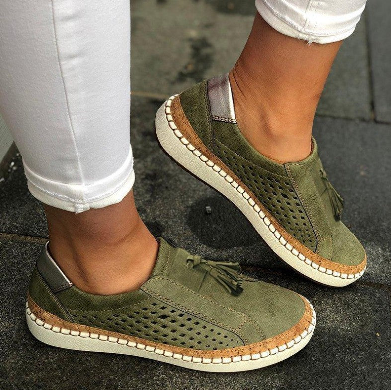 Chaussures d'été orthopédiques Livia pour femmes, offrant confort et soutien essentiels pour la marche quotidienne.