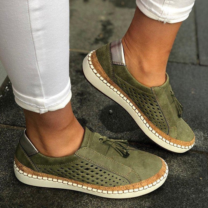 Chaussures d'été orthopédiques Livia pour femmes, offrant confort et soutien essentiels pour la marche quotidienne.