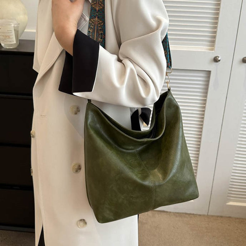 Sac bandoulière Wanda, pour femme, en cuir PU, avec des détails métalliques raffinés.