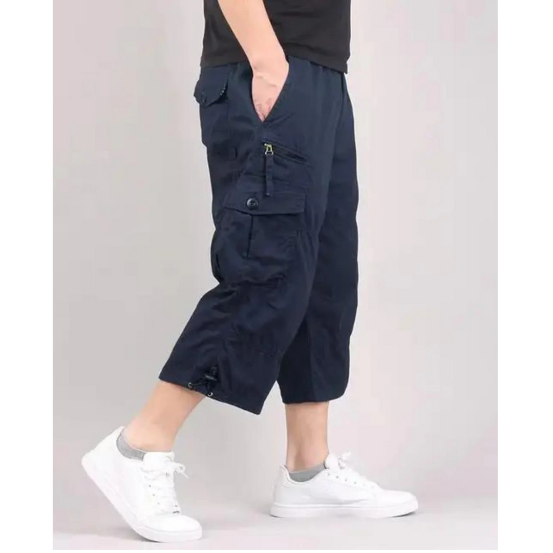 Vêtement homme : short cargo d'été léger, parfait pour un confort décontracté. Style pratique avec poches multifonctionnelles.