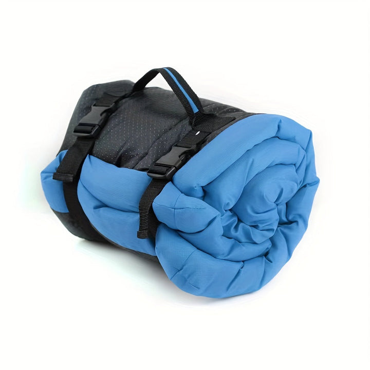 Tapis de randonnée pliable pour chien, robuste et confortable. Idéal après l'effort, pour votre compagnon animal.