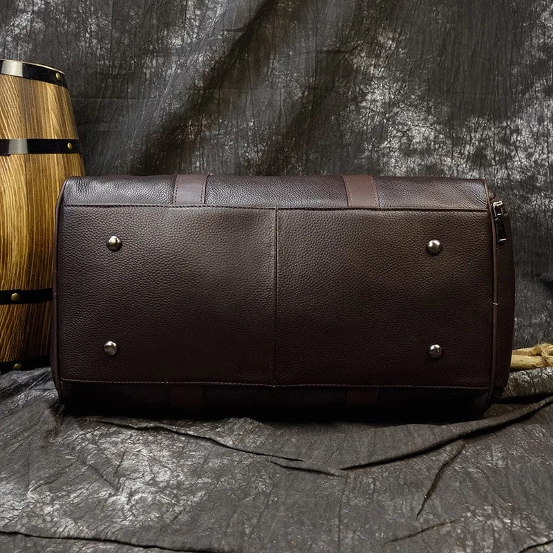 Sac homme en cuir veritable, sport chic, ideal bureau, sport et week-end.