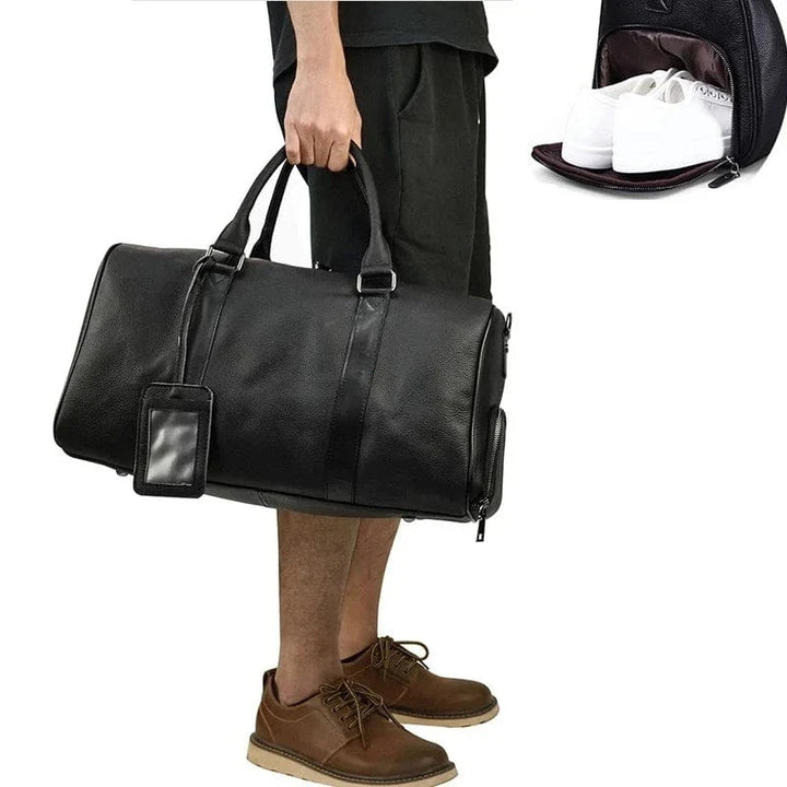 Sac bureau homme cuir, style sport chic, ideal pour travail et sport.