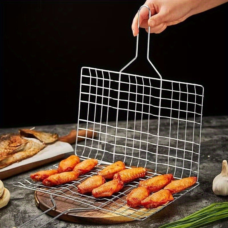 Panier grillade robuste pour barbecue, idéal pour le camping. Assure une cuisson uniforme et facile en extérieur.