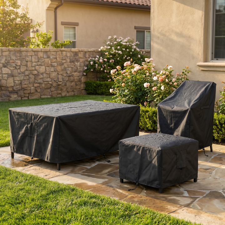Housse de meuble de jardin imperméable et résistante aux UV pour protection extérieure durable.