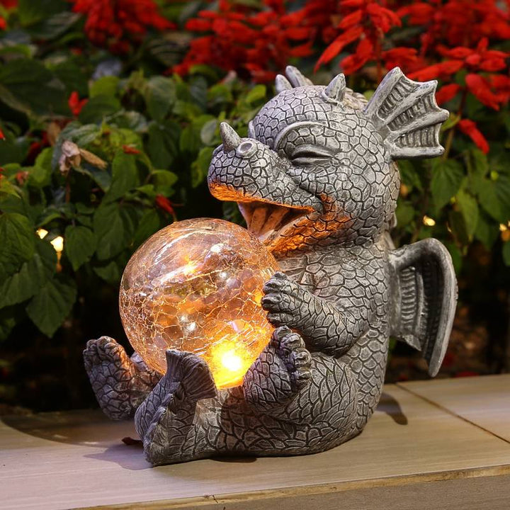 Lampe dragon LED pour chambre, décoration fantastique et ambiance magique sur table de chevet ou bureau.