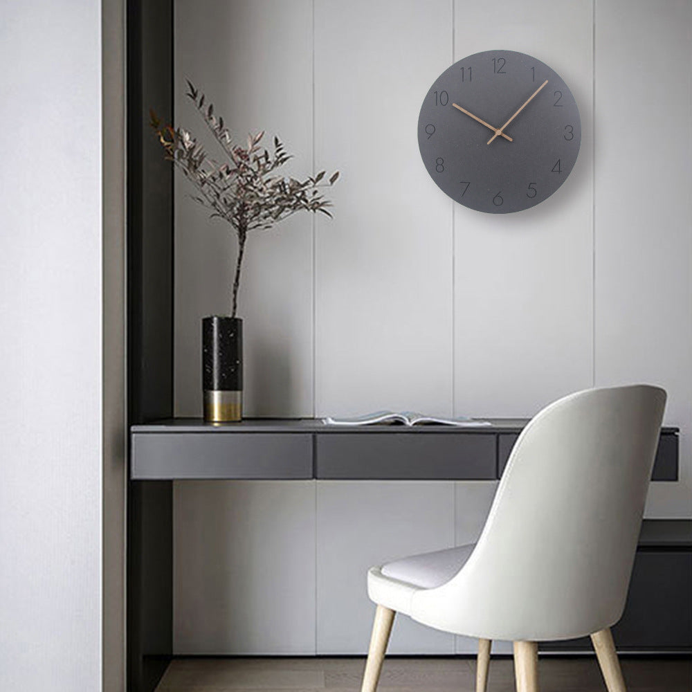 Pendule murale silencieuse scandinave, design nordique épuré. Idéale pour salon, chambre ou bureau.