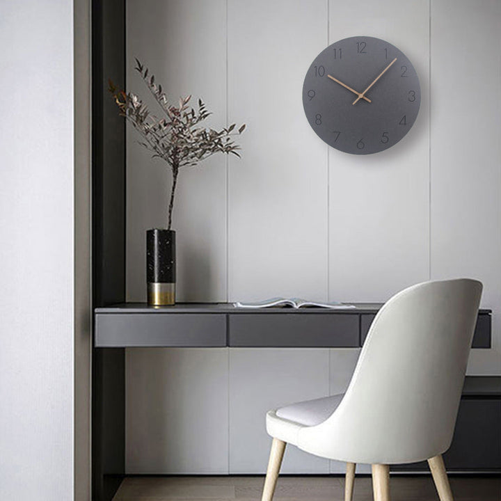 Pendule murale silencieuse scandinave, design nordique épuré. Idéale pour salon, chambre ou bureau.