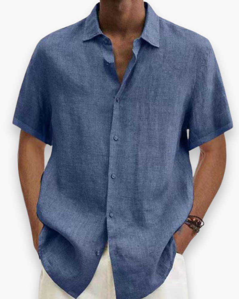 Modèle de chemise homme à manches courtes, style chic et polyvalent pour un look moderne et confortable.