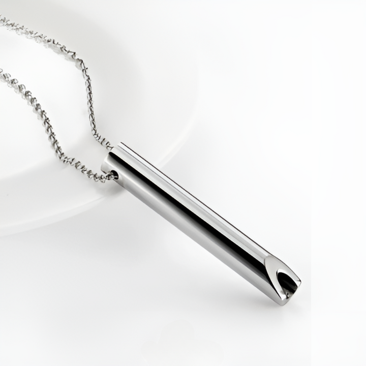 Élégant collier respiratoire or rose, soutien au sevrage tabagique et relaxation profonde.
