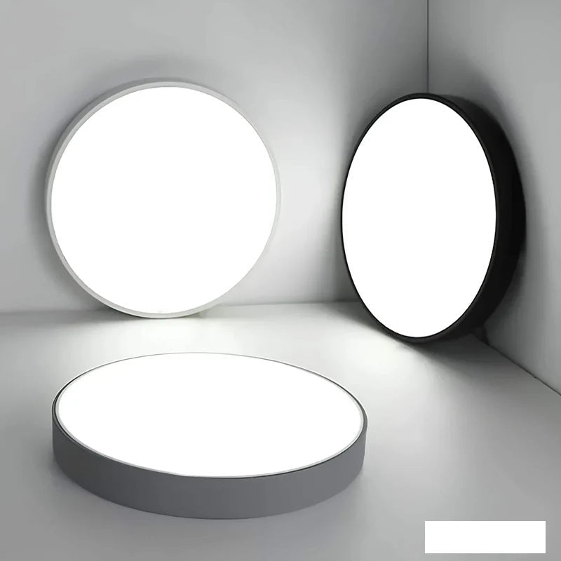 Luminaire LED design, lumière d'intérieur blanc chaud, plafonnier moderne et élégant pour salon.