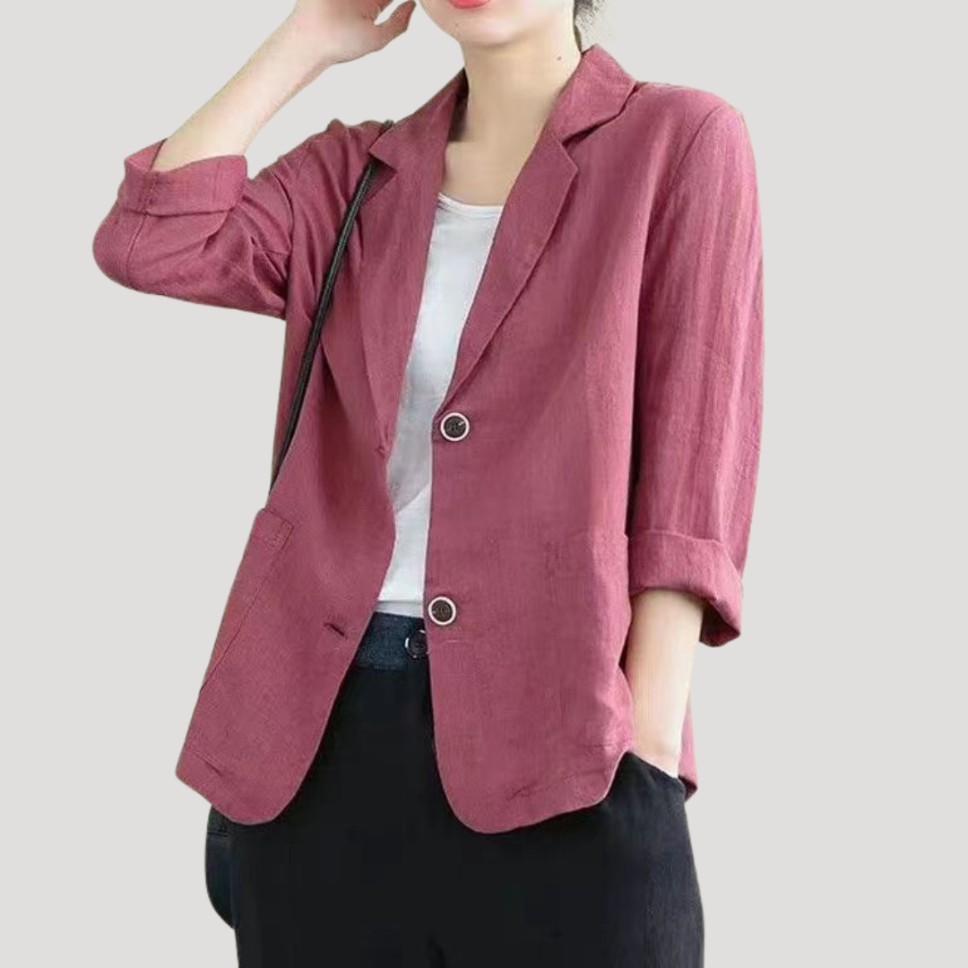 Veste blazer femme chic et polyvalente, boutonnée, idéale pour le bureau ou un style élégant au quotidien.