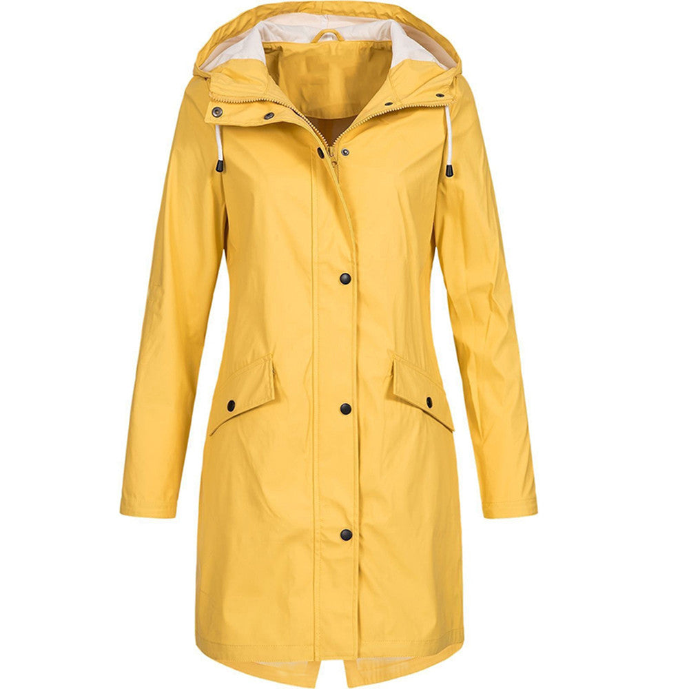 Imperméable long femme résistant à la pluie et au vent. Manteau élégant pour protection extérieure et mode.
