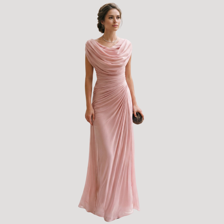 Robe longue femme drapée avec élégance, coupe fluide, parfaite pour un style chic et raffiné.