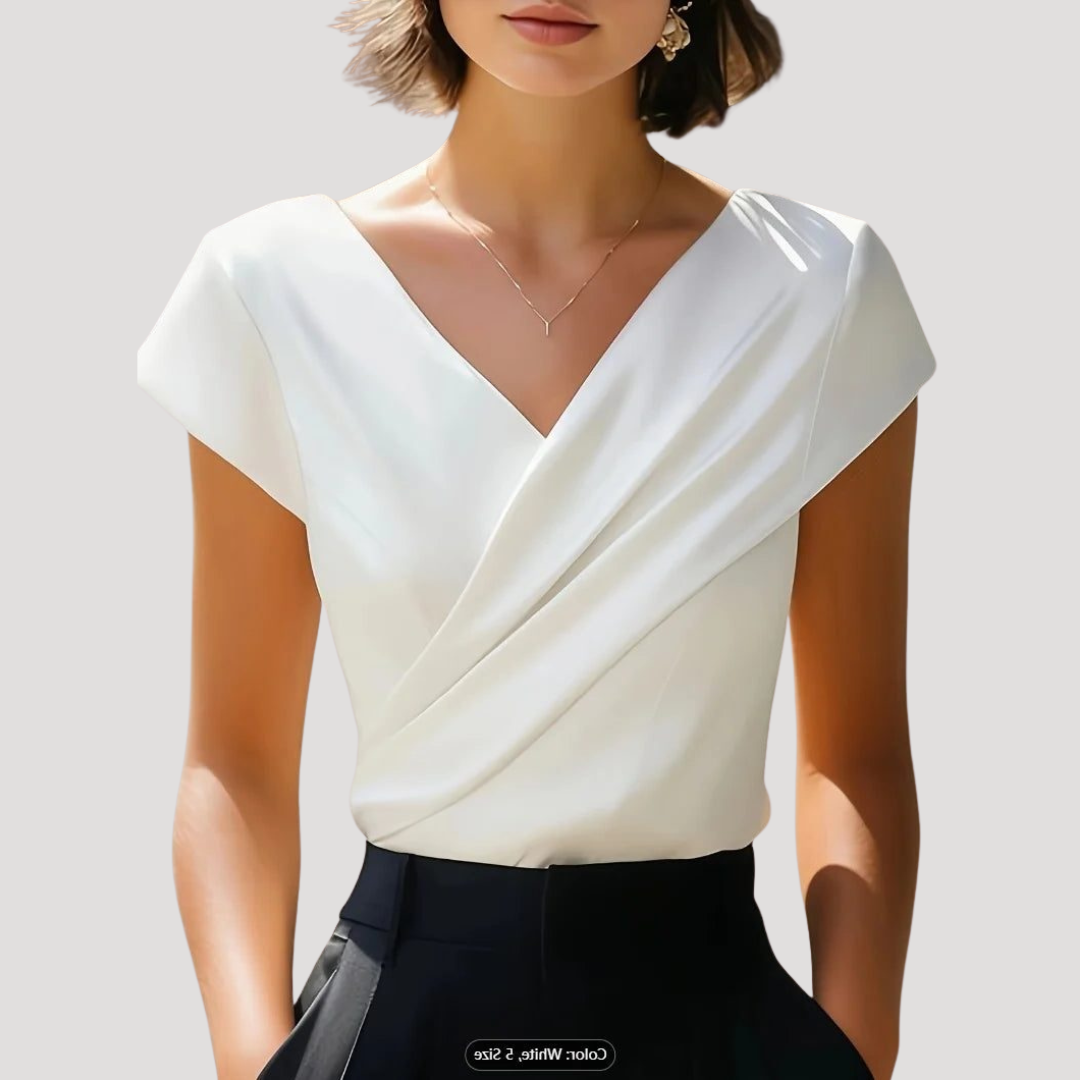 Mode femme: blouse cache-cœur élégante, manches courtes, chic et polyvalente pour tout look quotidien.