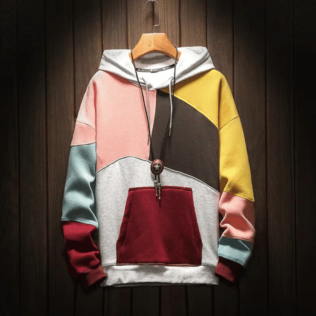 Hoodie homme tendance, coupe moderne, tissu confortable, idéal pour affirmer son style quotidien.