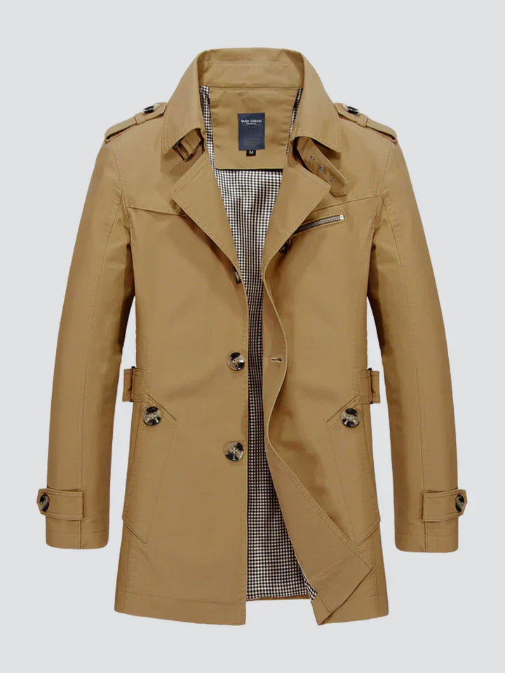 Mode homme: veste coupe-vent respirante et polyvalente, parfaite pour les activités sportives ou un look casual.