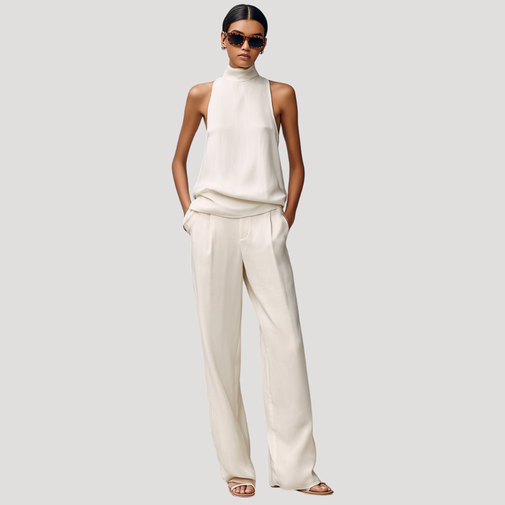 Mode femme: ensemble élégant, top sans manches et pantalon droit. Un vêtement polyvalent pour un style chic et actuel.