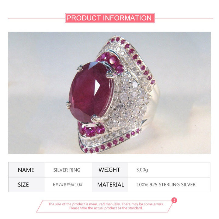 Bague femme chic en argent 925 avec un rubis brillant. Accessoire de mode élégant et précieux.